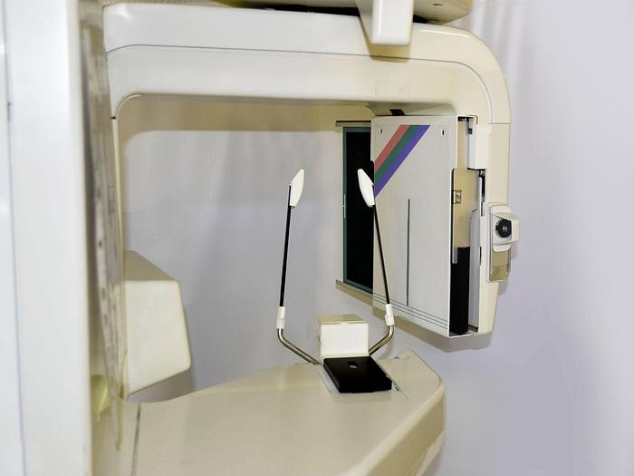 D'occasion PANORAMIQUE DENTAIRE PROLINE PM2002 CC, NUMÉRISEUR PROFECT FUJIFILM