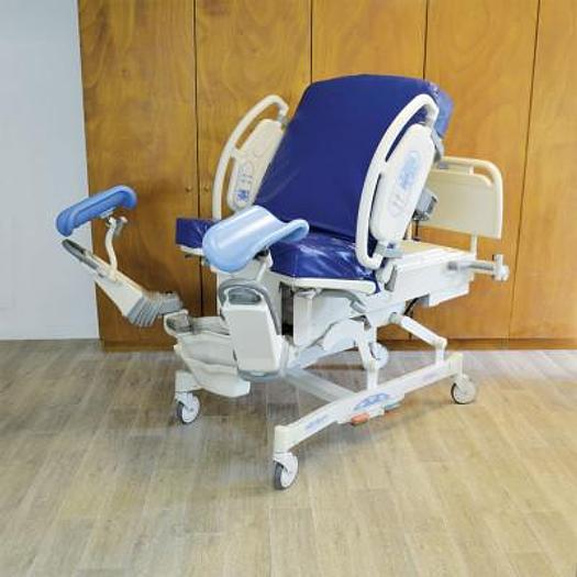 Used HILL-ROM AFFINITY 4 ELECTRIC DELIVERY BED
