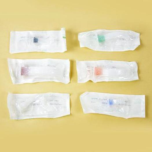 EMERGENCY CASE WITH OXYGEN CYLINDER AND AMBU