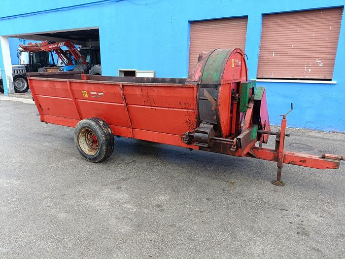 Usato Spandiletame da frutteto o vigneto larghezza 1,55m