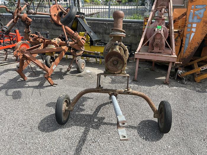 Usato Pompa Rovatti con cavalletto tipo CU45