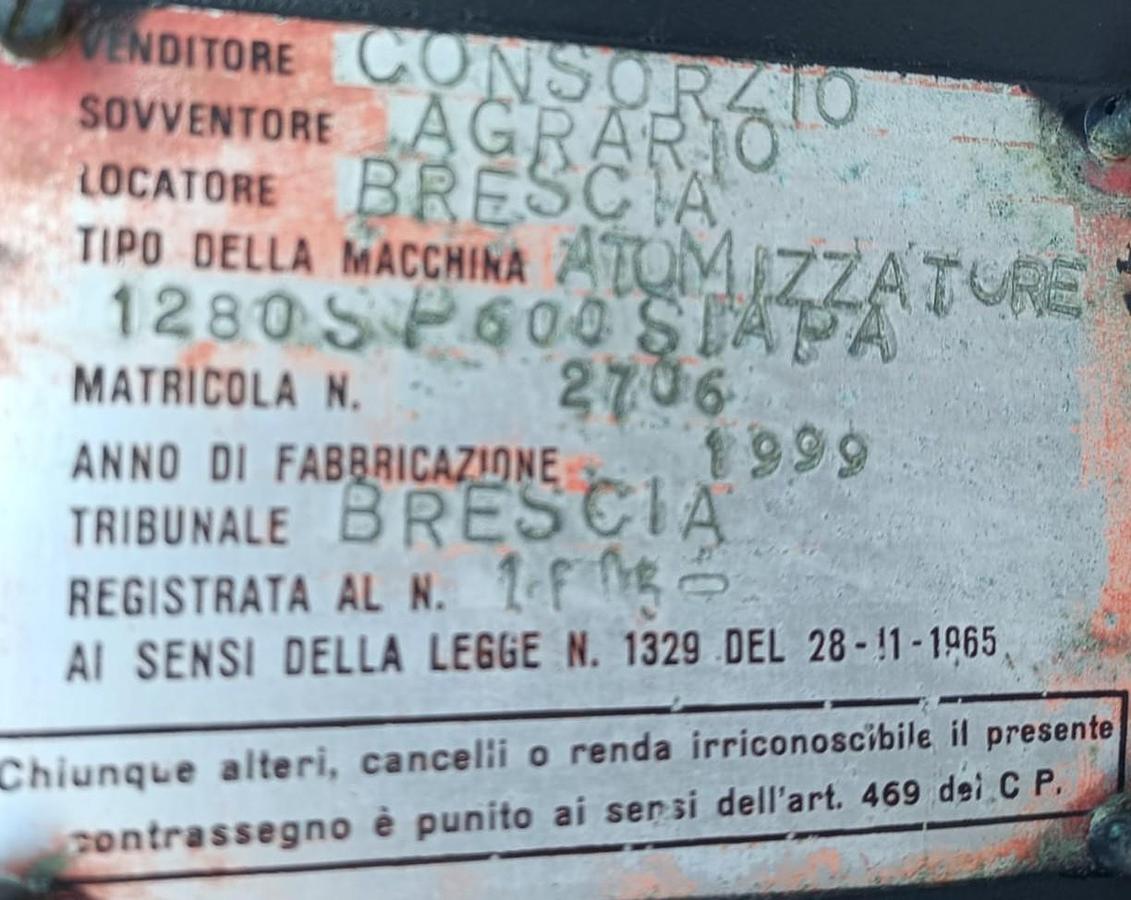 Usato Botte per trattamenti MFC da 650L-per vigneto o frutteto