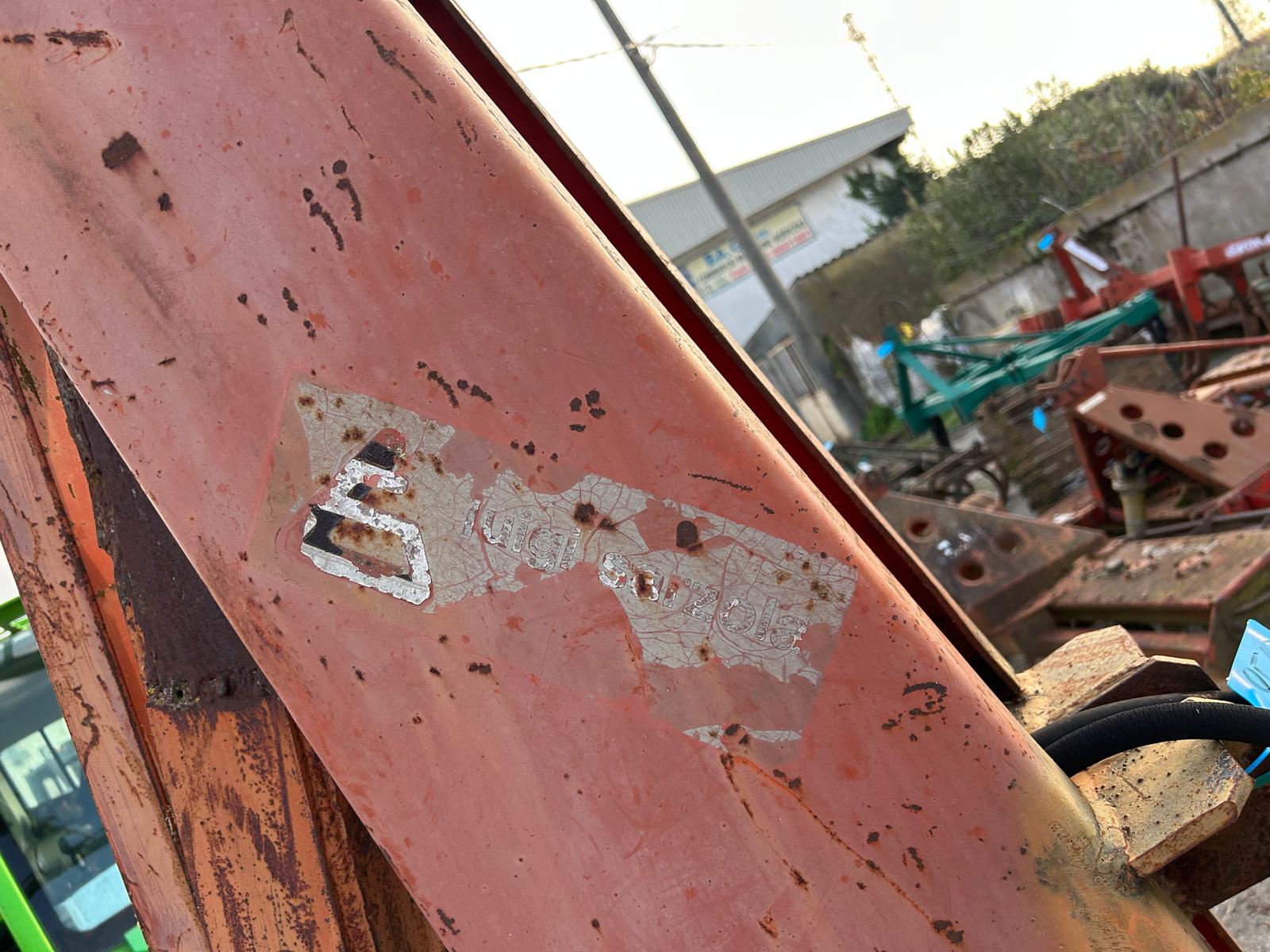 Usato Braccio al 3 punto con gancio per sacconi