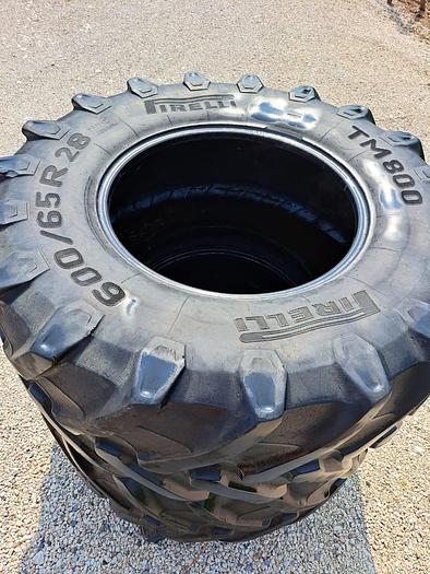 Usato Gomme Pirelli misura 600-65R28