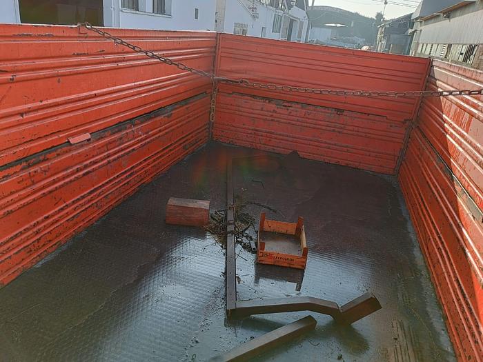 Usato Rimorchio Moro da 50 quintali trilaterale