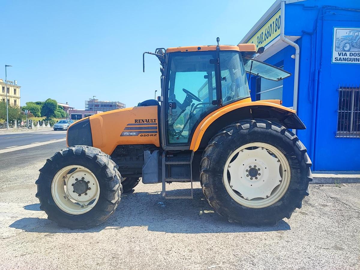 Usato Renault Ares 620 RZ-cabina sospesa