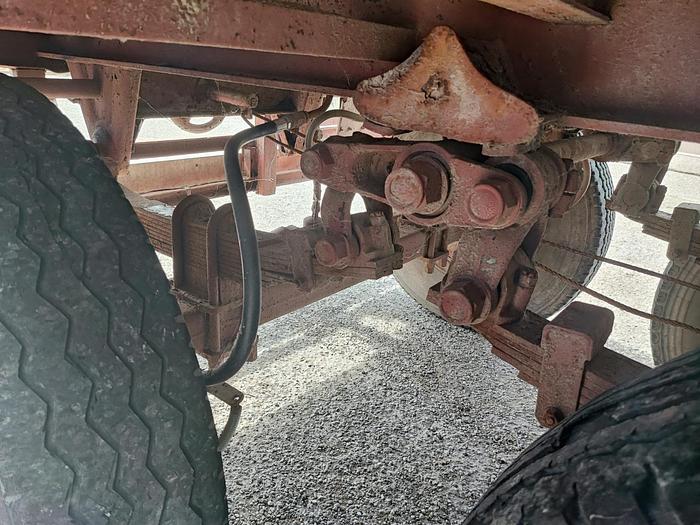 Usato Rimorchio agr. artigianale 3 assi- 200 q