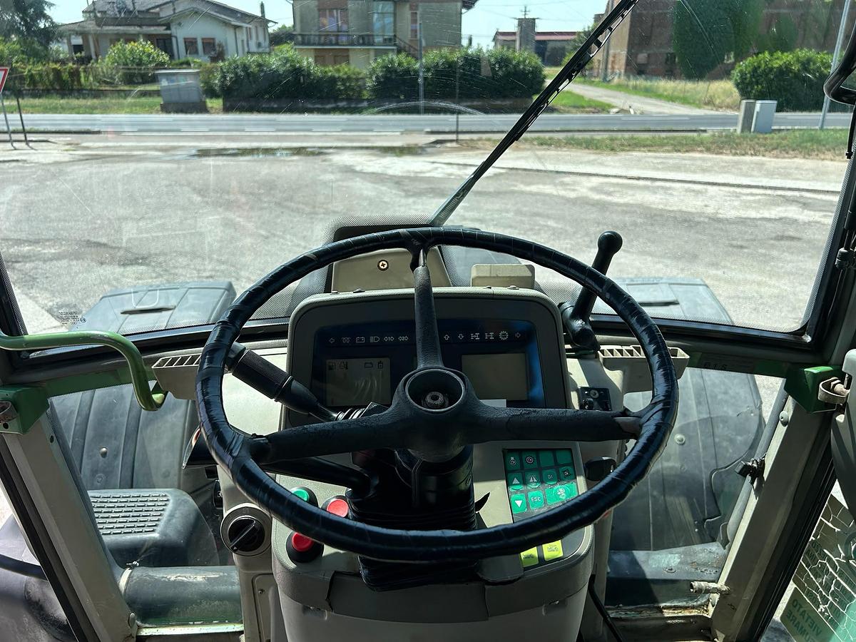 Usato Fendt 716- sollevatore anteriore
