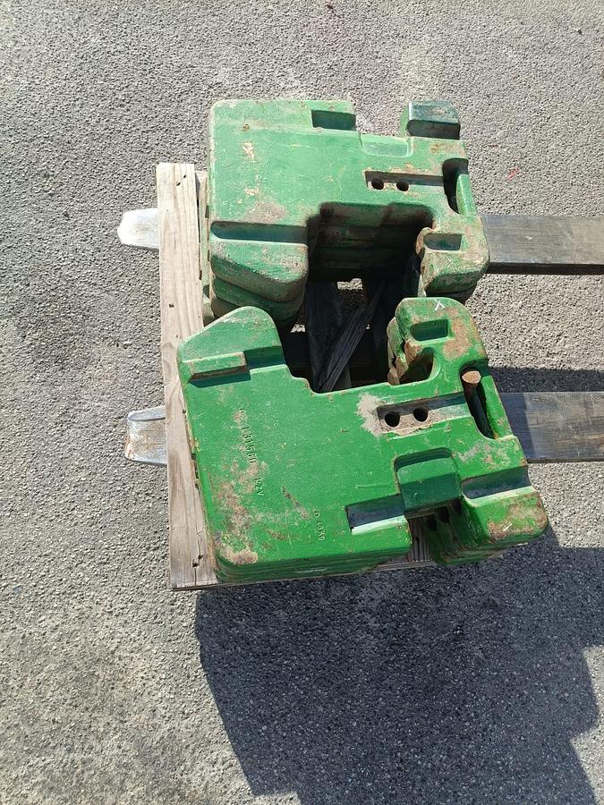 Usato Zavorre e porta zavorre per trattore-diverse marche