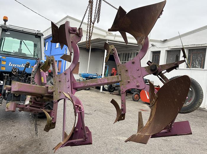 Usato Aratro bivomere De Franceschi modello 14D