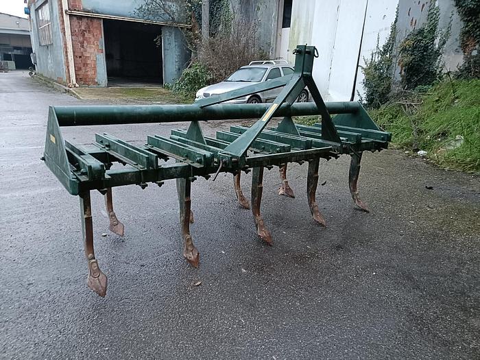 Usato Estirpatore da 2,70m con ancore da 65 cm