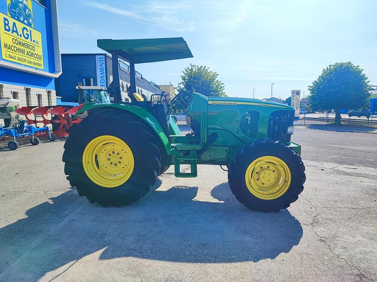 Usato John Deere 6220-4 cilindri