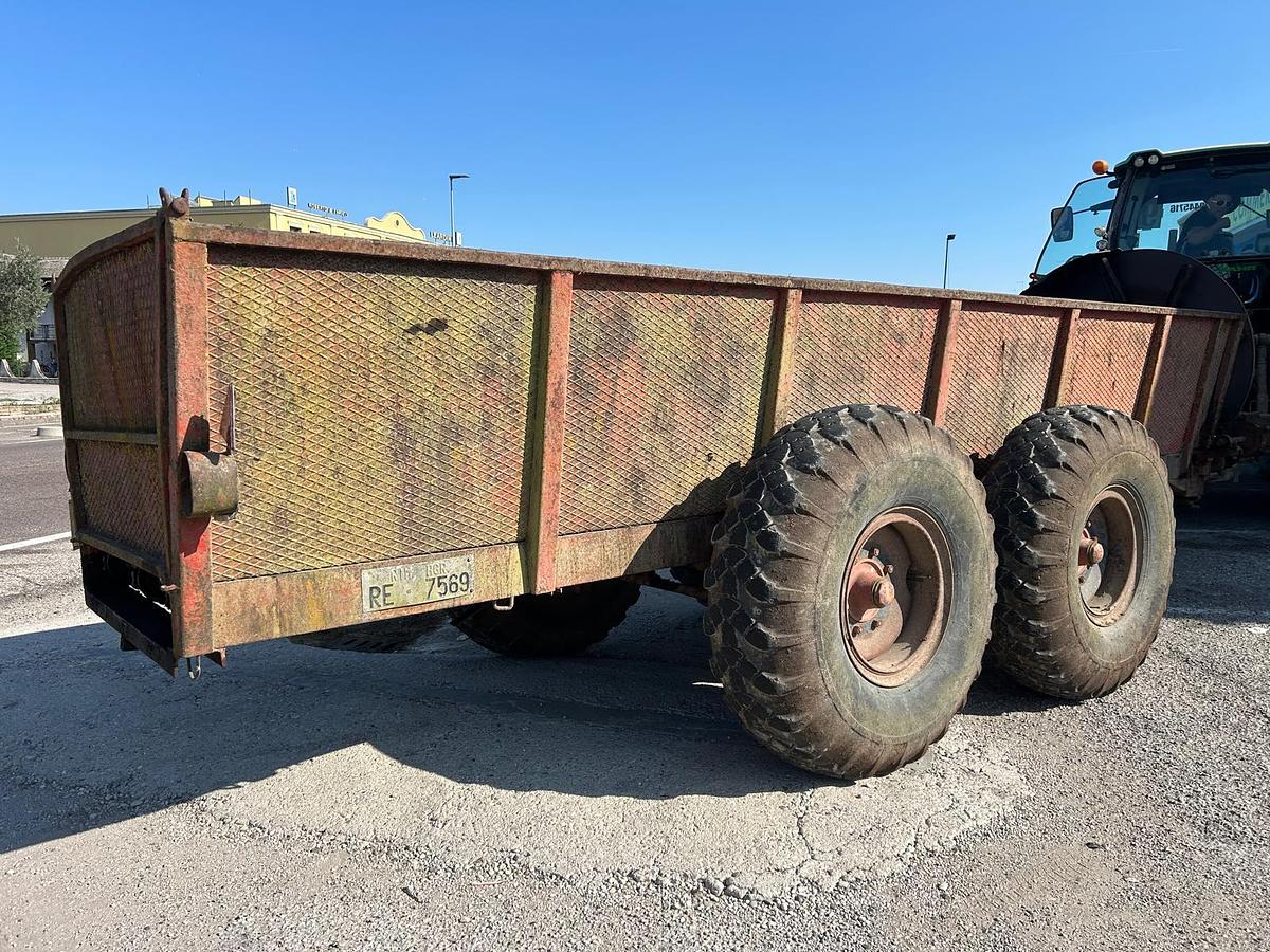 Usato Spandiletame 2 assi Corma C 100- 90 Q- targa e libretto