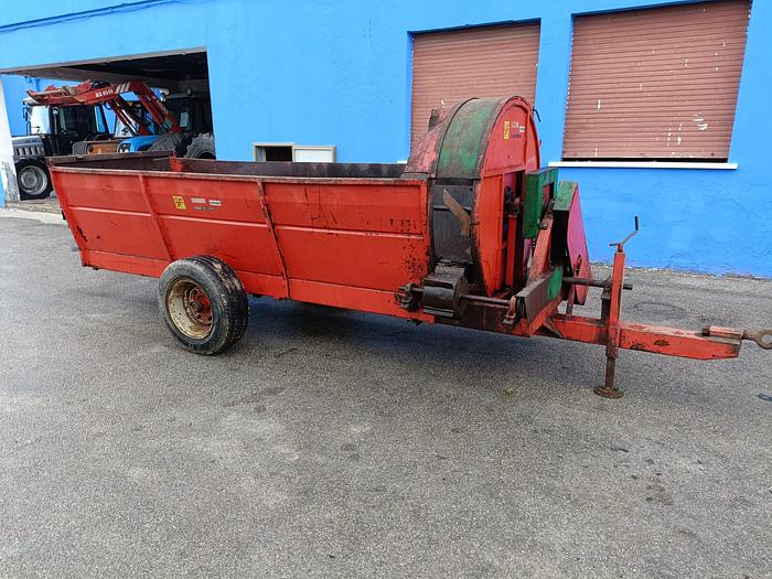 Usato Spandiletame da frutteto o vigneto larghezza 1,55m