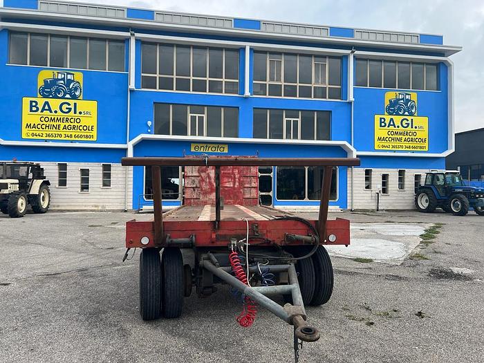 Usato Pianale agricolo 3 assi Bertoja- portata 165q