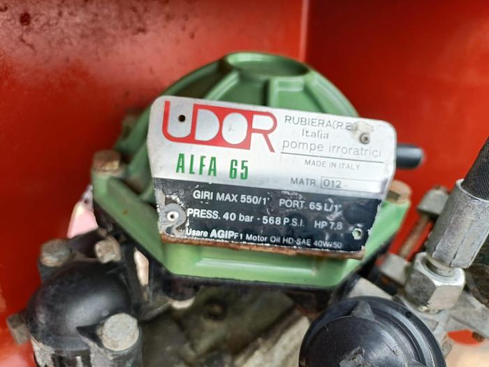 Usato Botte diserbo da 4 q per vigneto o frutteto