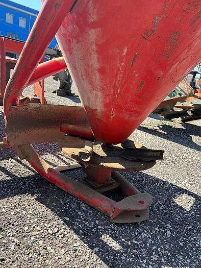 Usato Spandiconcime Fressori da 3 quintali