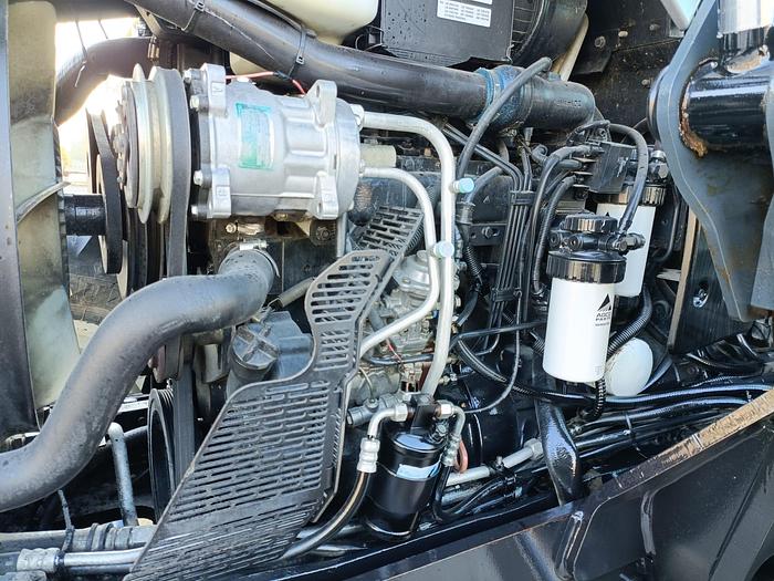 Usato Valtra N92 con caricatore Valtra 45