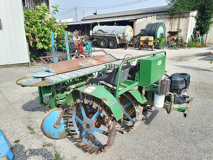 Usato Piantapatate a 3 file marca Castelli