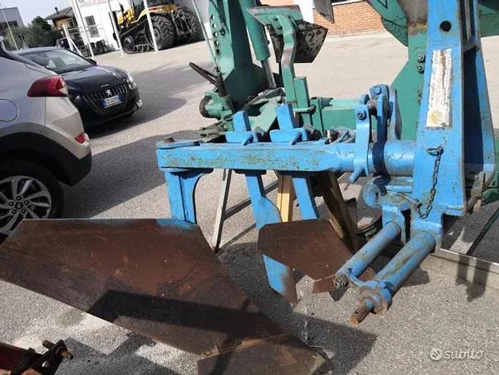 Usato Aratro monovomere Pietro Moro