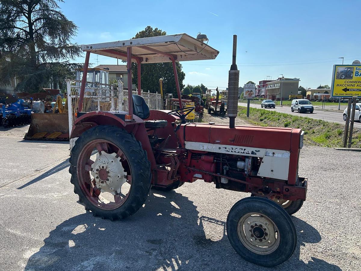 Usato International 633 arco di protezione omologato