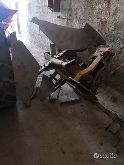 Usato Aratro monovomere Balzani