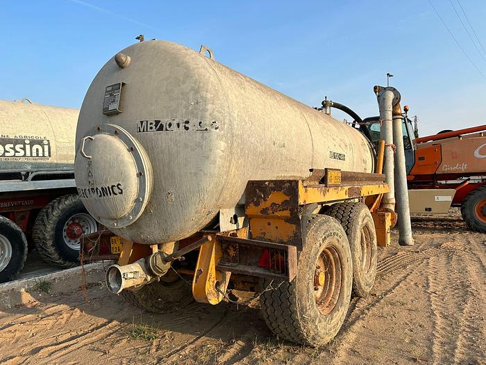 Usato Botte Vaia modello MB 141 due assi- anno 2004