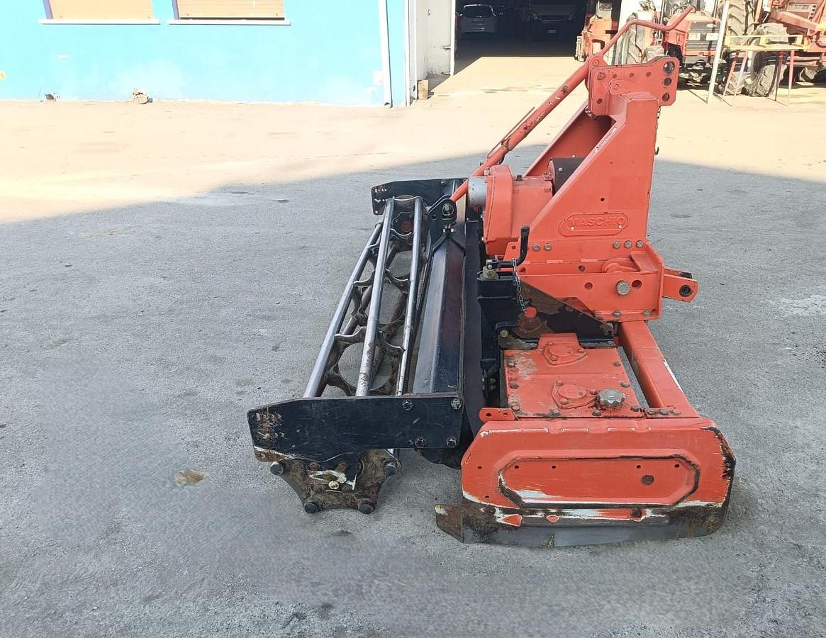 Usato erpice rotante Maschio 2,50m-barra livellamento