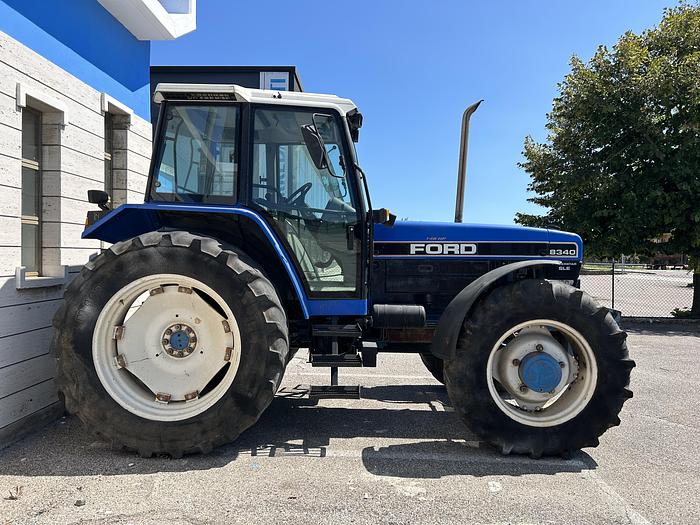 Usato New Holland Ford 8340-40km- traino freni aria 200q