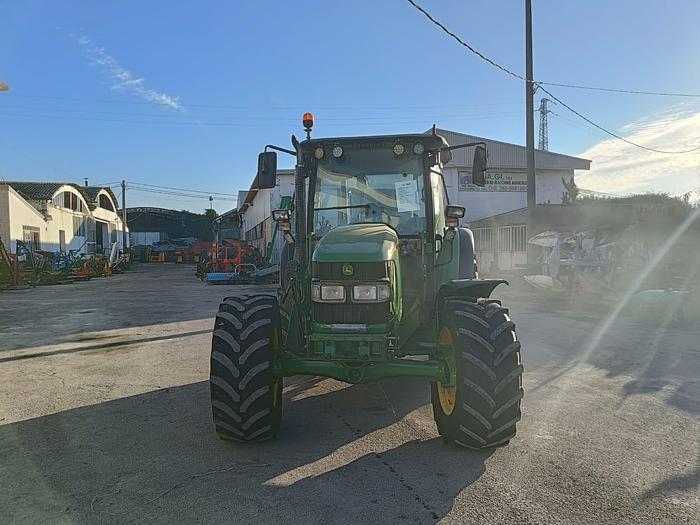 Usato John Deere 5820-fr. aria