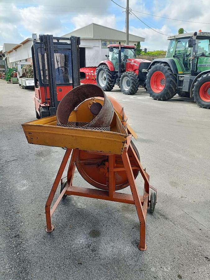 Usato Mulino Peruzzo per cereali a cardano