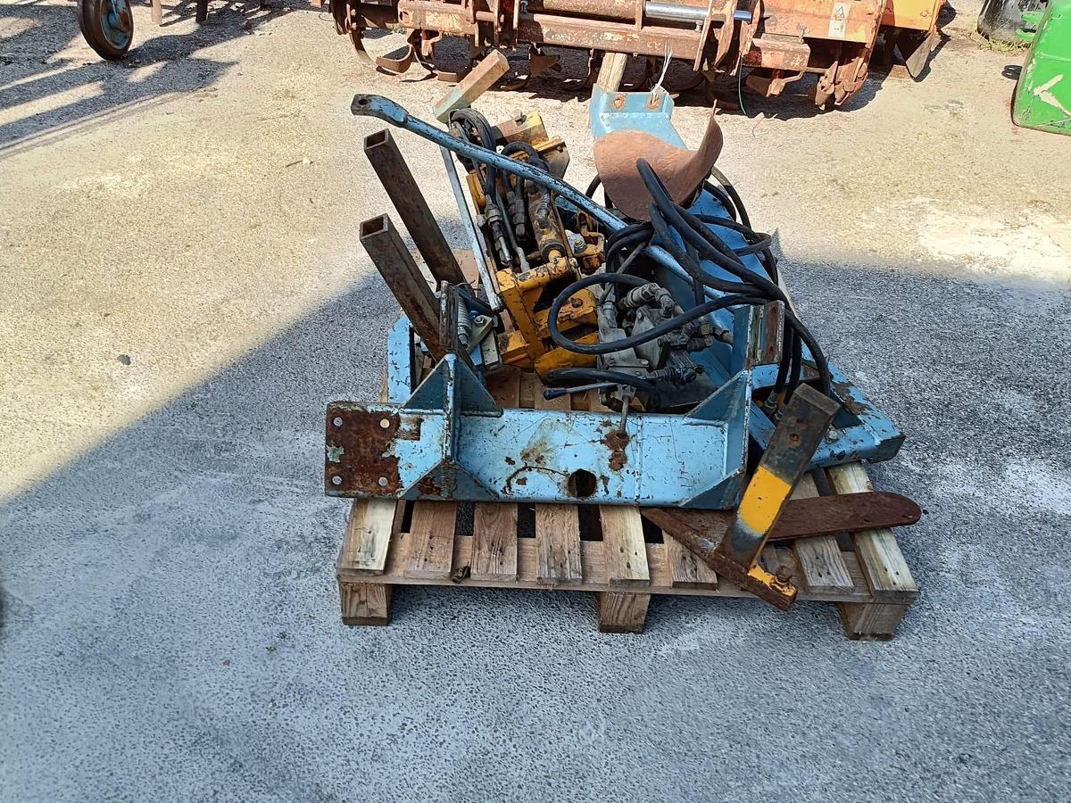 Usato Scalzatore ventrale Charrier a vomere