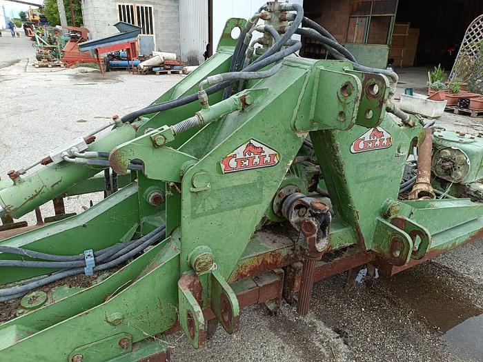 Usato Erpice rotante Celli da 4 m pieghevole