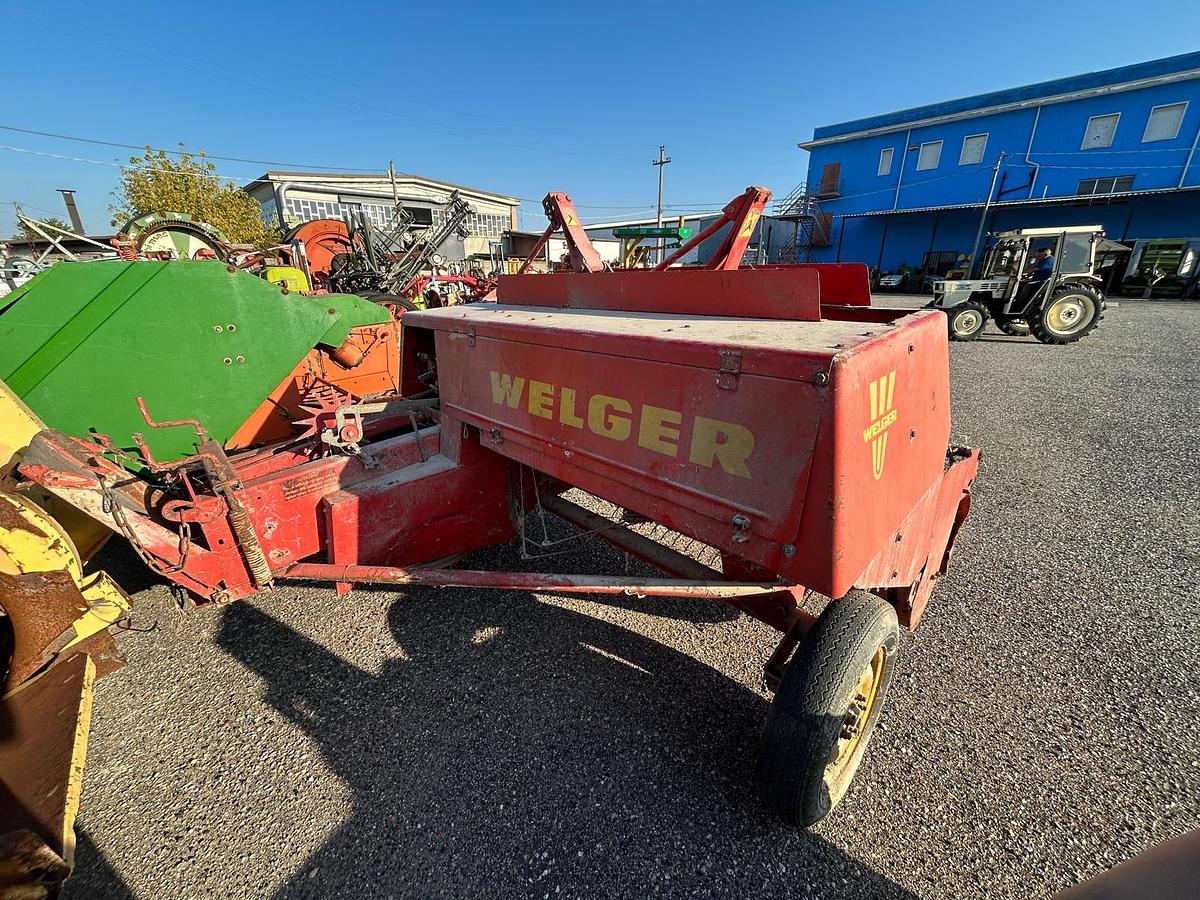 Usato Pressa per balline quadre Welger AP 42