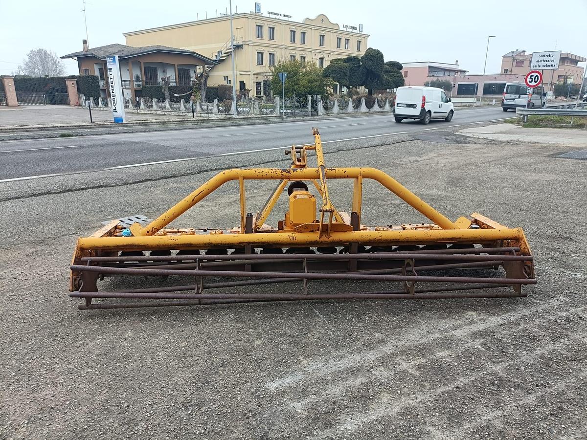 Usato erpice rotante Aio da 3,50m a coltelli