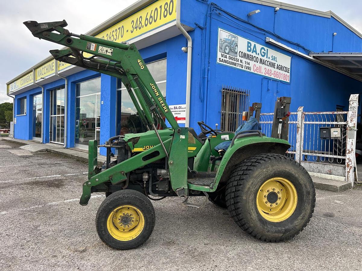Usato John deere 4600 con caricatore JD460-no accessori-no libretto