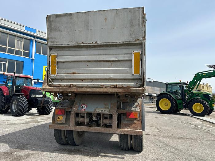 Usato Rimorchio Pagliari 3 assi trilaterale-200 quintali