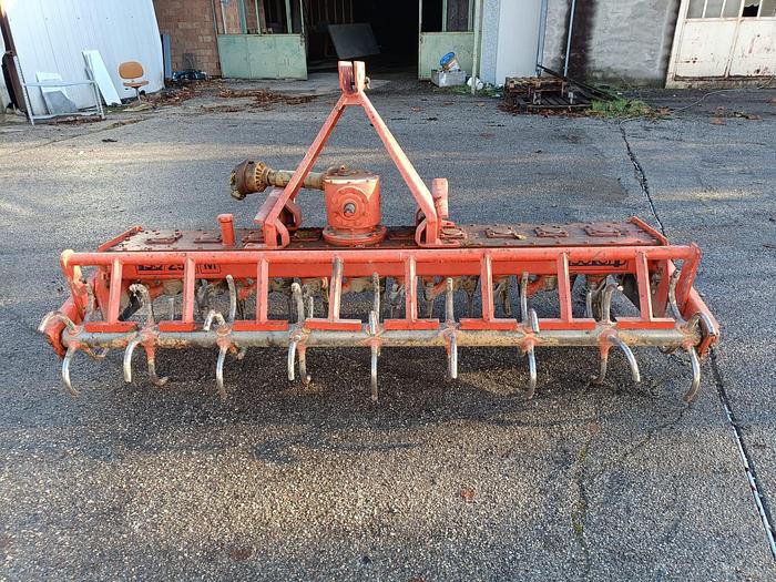 Usato Erpice rotante marca Isomec mod. Iso 250 M