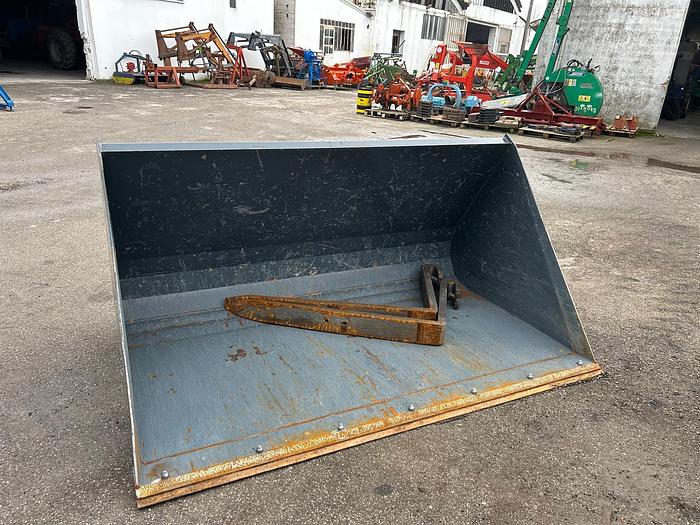 Usato Telescopico Merlo P 28.9 K- due sfili- 40 km h