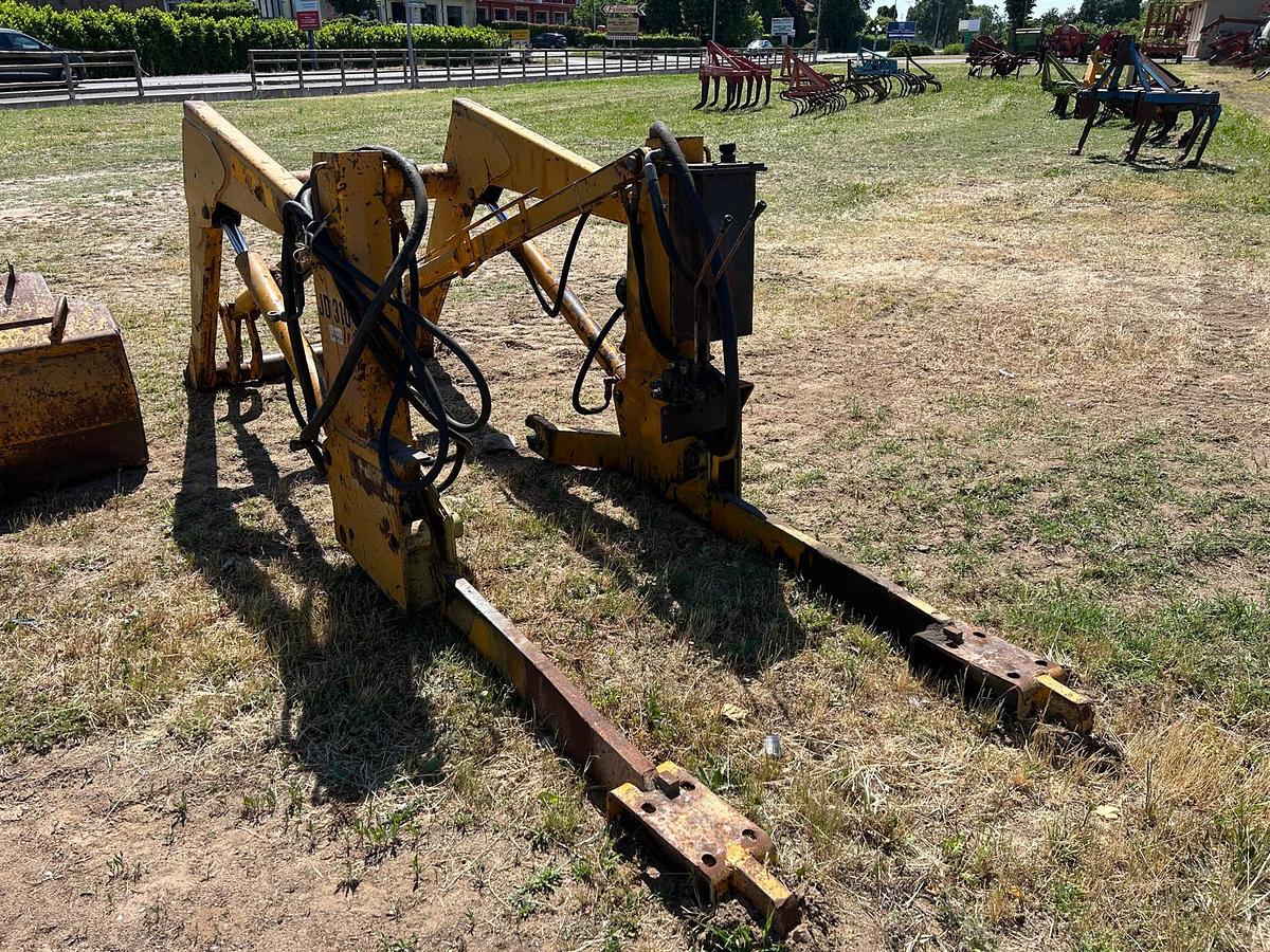 Usato Caricatore John Deere con benna