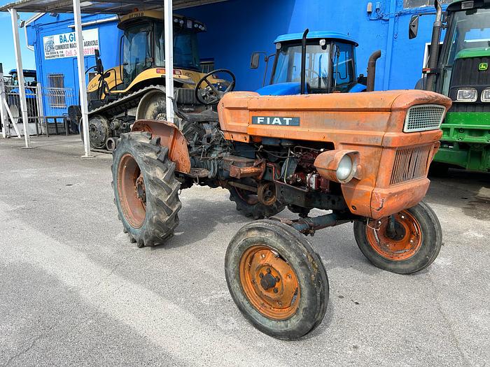 Usato Fiat 250 con sollevatore posteriore