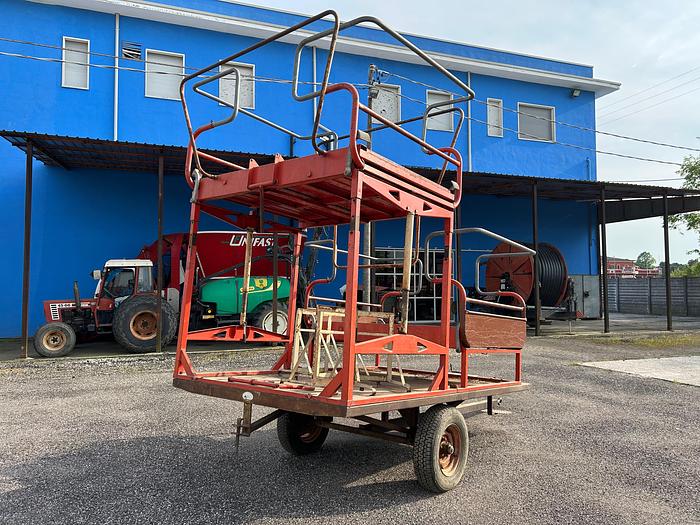 Usato Carro raccolta Marchesi trainato