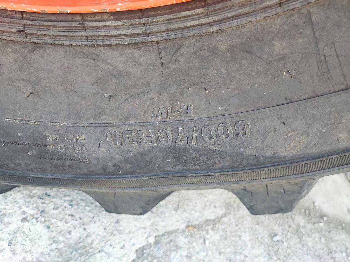 Usato Claas Axion 850 CEBIS-5600 ore