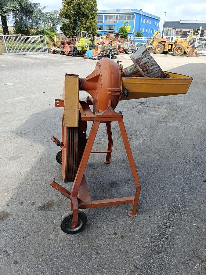 Usato Mulino Peruzzo per cereali a cardano