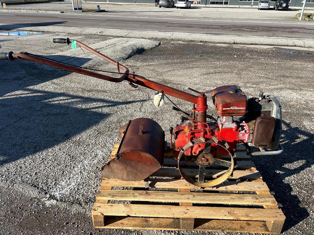 Usato Motocoltivatore Atti a benzina