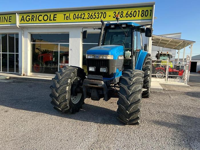 Usato New Holland 8770- CV 190- anno 2001