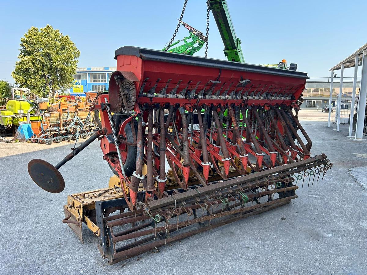 Usato Combinata con erpice Alpego 3m e seminatrice