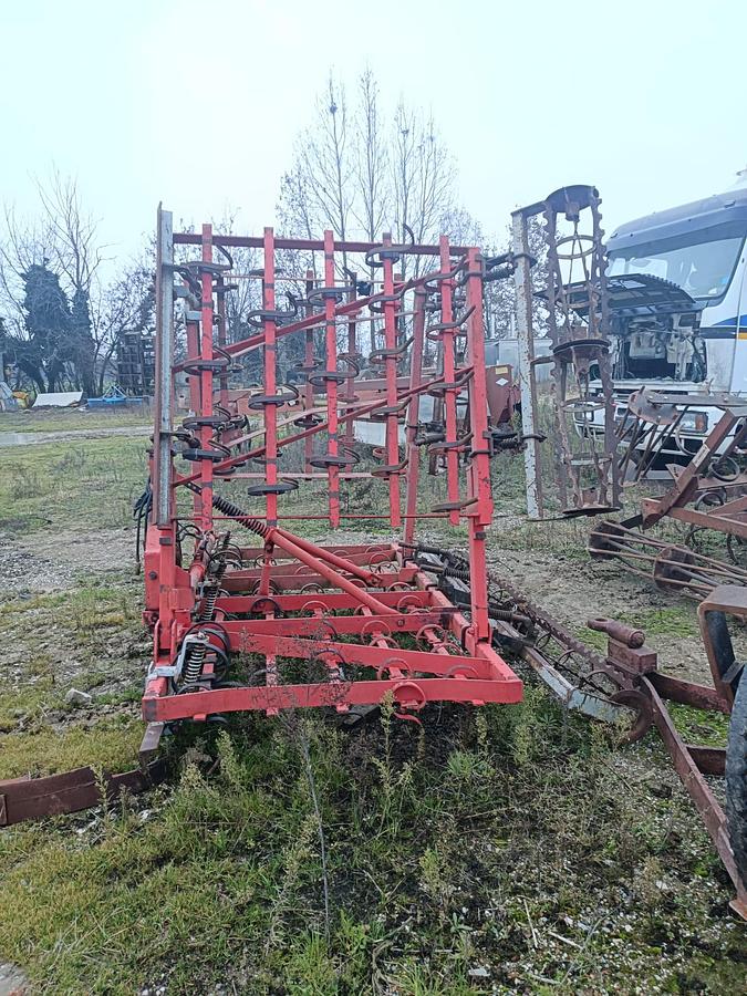 Usato vibrocoltivatore da 5 metri pieghevole idraulicamente