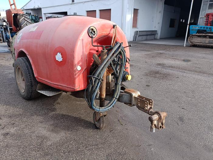 Usato Atomizzatore Mitterer da 15 q con timone sterzante