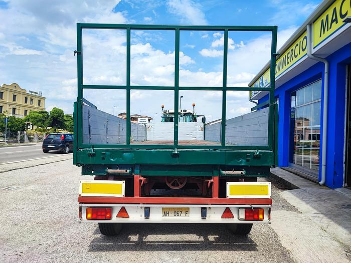 Usato Rimorchio agr. artigianale 3 assi- 200 q